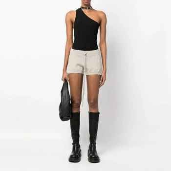 Эластичный пояс на шнурке, сотка с тонкими женскими шортами, лето 2023, новый нишевый дизайн, повседневные минималистичные серые трикотажные брюки